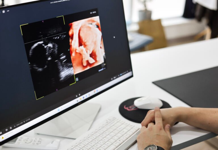 Gynaecological care in Nicosia consultation with Dr Demetrios Grigoriou